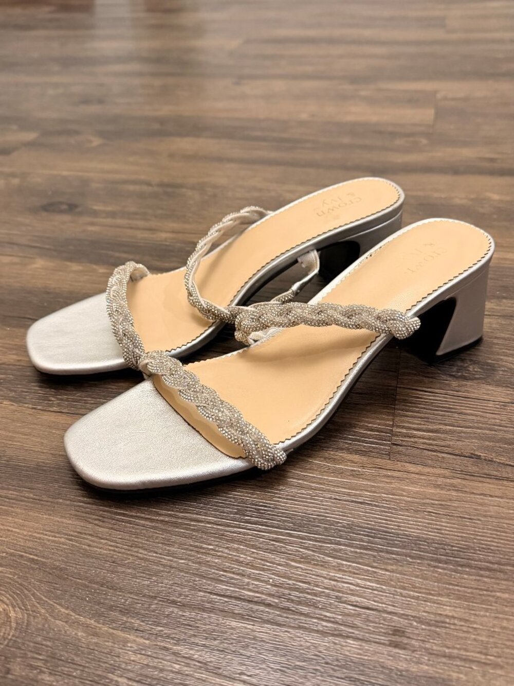 Crown and Ivy Silver block heel sandal Size 7.5